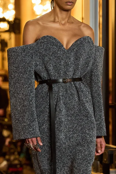 Look 13